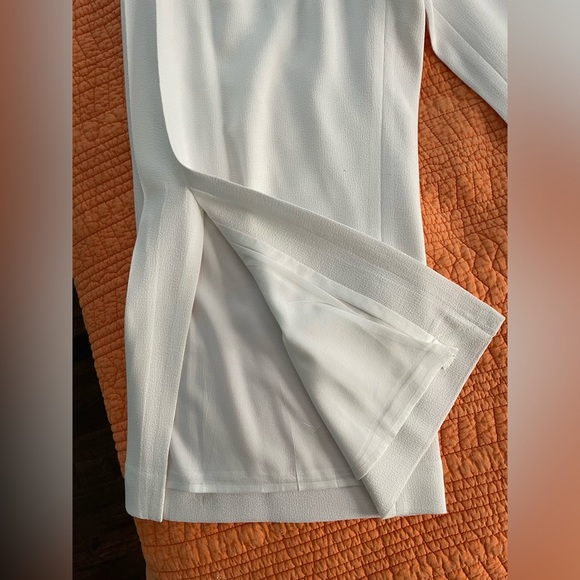 White Club Monaco Slit Capris - Size 00 - Picture 4 of 5